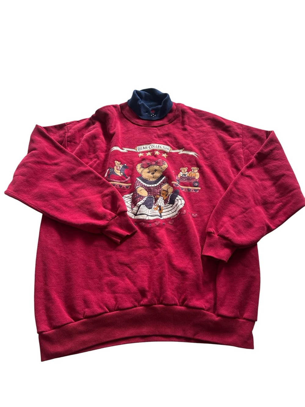 Vintage Bear Collector Red Crewneck Sweatshirt with Graphic Bear size lg